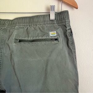 Vuori ripstopper Men's Green Casual Pants